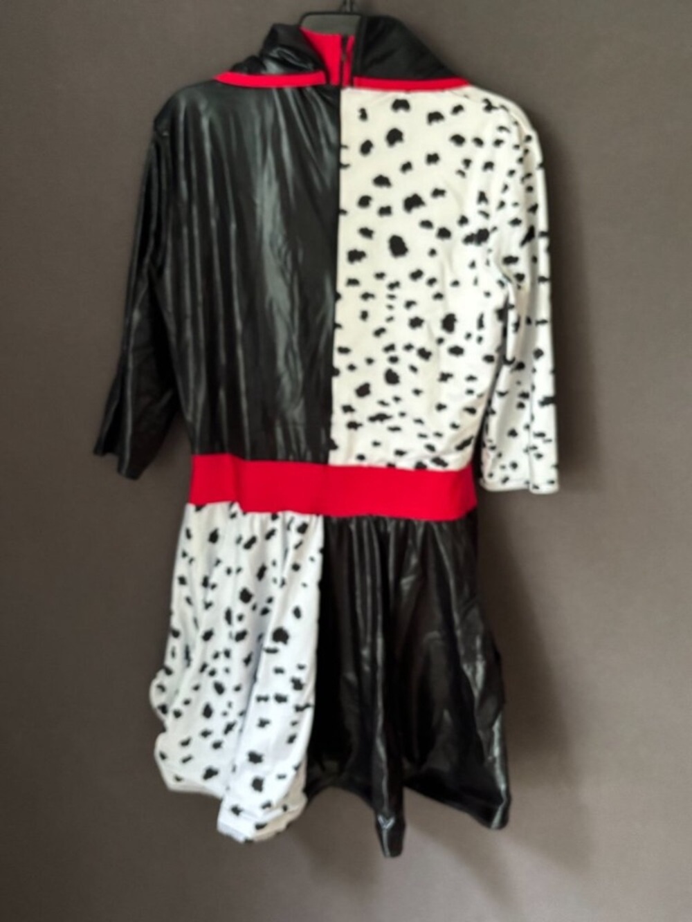 Cruella costume Dalmatian print red, white and black dance - Picture 2 of 4